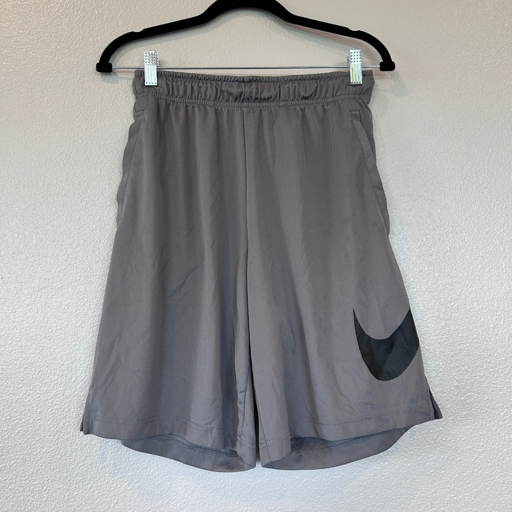 Nike Mens Dri-FIT Athletic Shorts Gray Oversized Swoosh Logo Size M